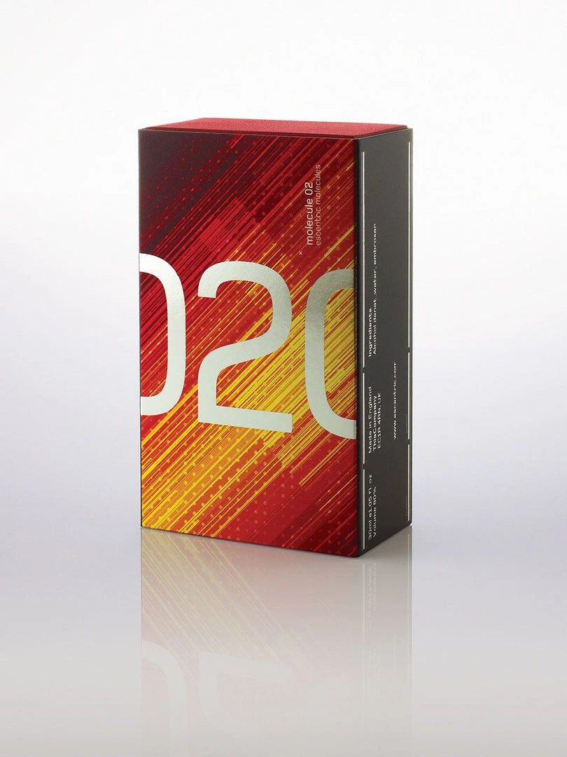 Escentric Molecules 'Molecule 02 Travel' Fragrance 4 Escentric Molecules 'Molecule 02 Travel' Fragrance