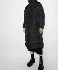 Ganni ‘Extremely Oversized Black Puffer Midi Coat’