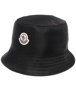 Moncler 'Logo Patch Bucket Hat'