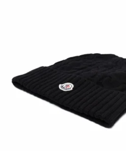 Moncler Black 'Logo-Patch Knitted Beanie'