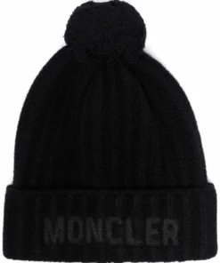 Moncler 'Logo Detail Pom Pom Hat'