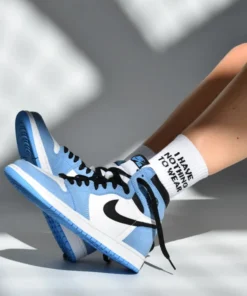 Soxygen Unisex White ‘I Have Nothing To Wear’ Classic Socks Accessories