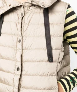 Parajumpers Clothing Beige 'Taryn' Padded Gilet 11 Parajumpers Clothing Beige 'Taryn' Padded Gilet